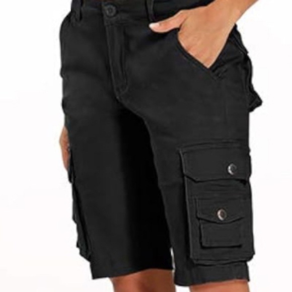 Black Cotton Bermuda Cargo Shorts | Size: 4 - Picture 12 of 16
